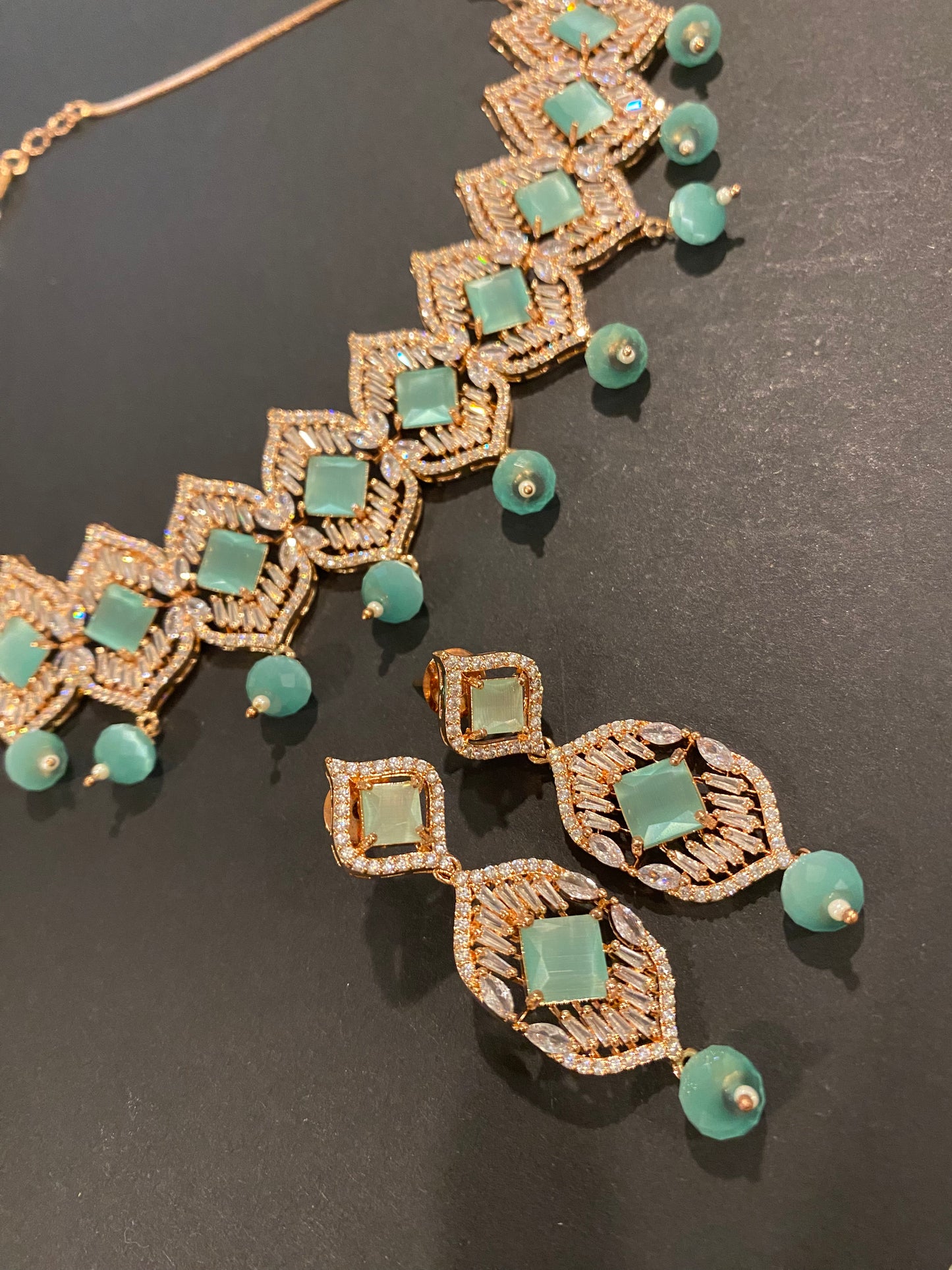 Sea Green Crystal Necklace Set